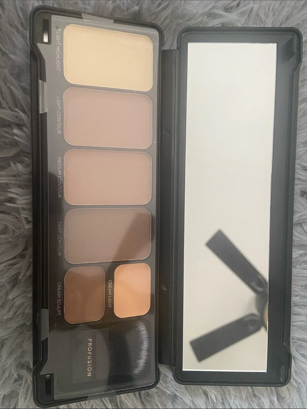 NEW PROFUSION COSMETICS CONTOUR PALETTE PLUS FREE GIFT W/ PURCHASE